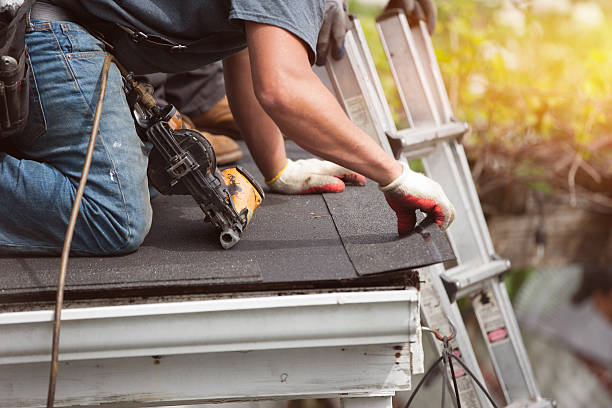 Best Flat Roof Repair Services  in Oconto, WI